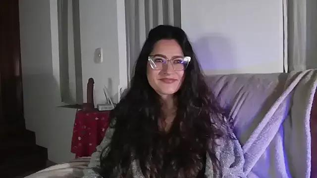 DeesseLuxure from StripChat