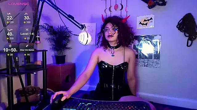 DemonessAzazel from StripChat is Freechat