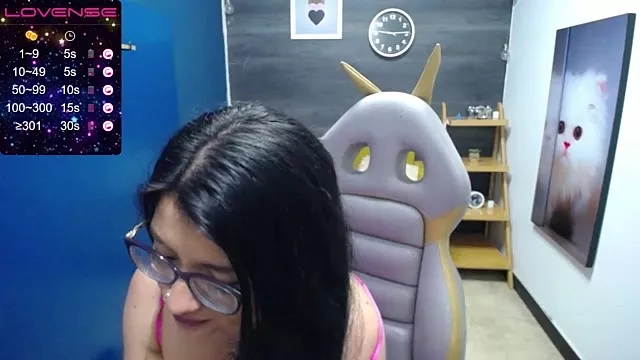 DENNIS_PALACIO11 on StripChat 