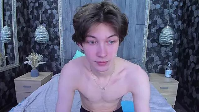 DennisAndrews from StripChat