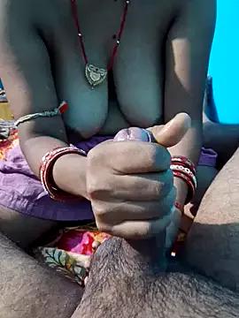 Desi_Chudai192 from StripChat is Freechat