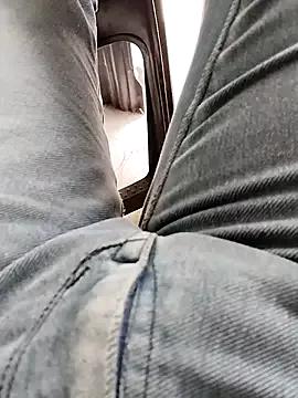 Desi_muslimcouple from StripChat is Freechat