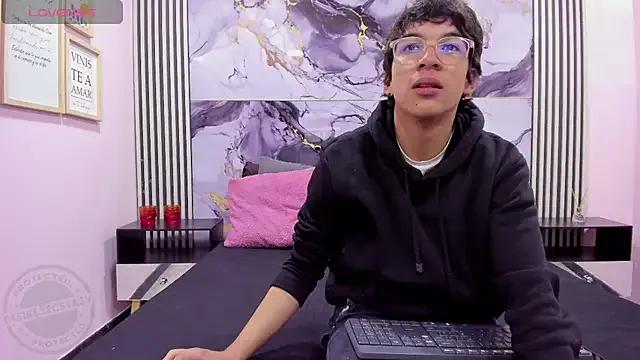 Desire_Ecstasy from StripChat is Freechat