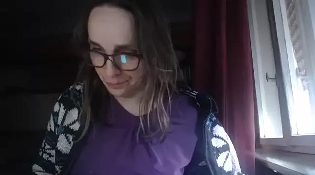 Dettybitch40 from StripChat