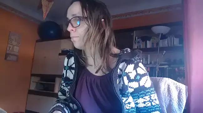 Dettybitch40 from StripChat