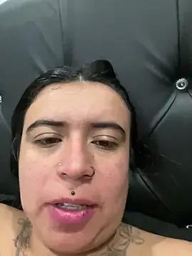 Devilsweet17 from StripChat is Freechat