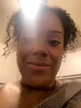 DezerayDelicious from StripChat