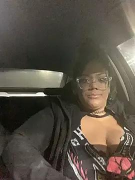 DezerayDelicious from StripChat
