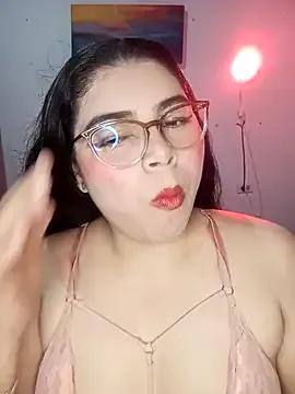 Diamily from StripChat is Freechat