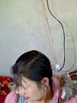 diamond-- from StripChat is Freechat