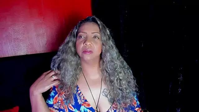diianaross from StripChat is Freechat