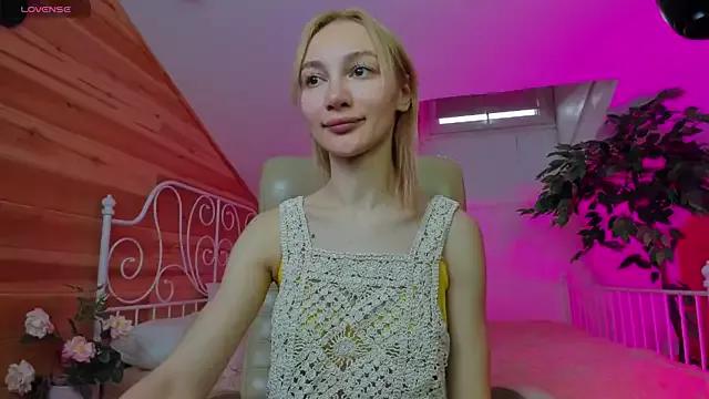 dilana_divine from StripChat is Freechat