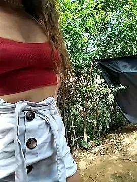 Dirty-Divorced-Mother from StripChat is Freechat