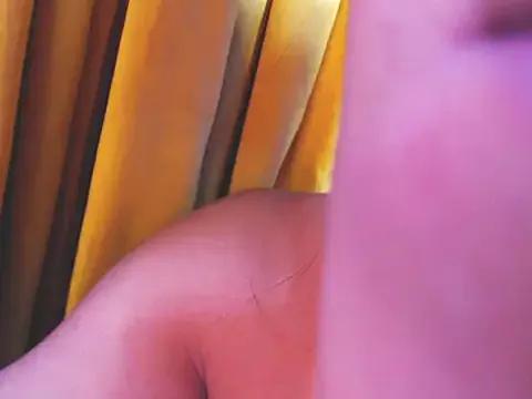 DirtyFistingBarbie from StripChat is Freechat