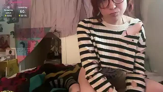DitsyDaisy from StripChat is Freechat