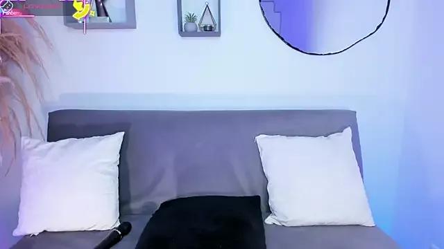 divine_amy1 from StripChat