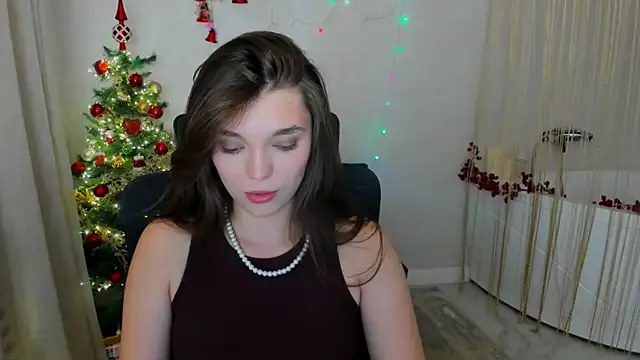 DivineAmour on StripChat 