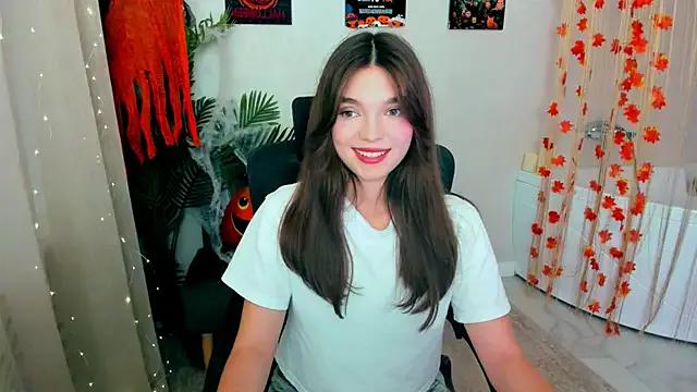 DivineAmour from StripChat