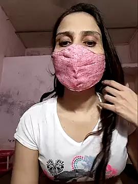 DIVINEDIVAA from StripChat