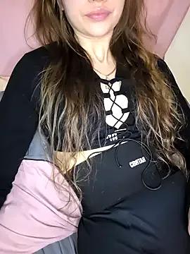 Divolin from StripChat is Freechat