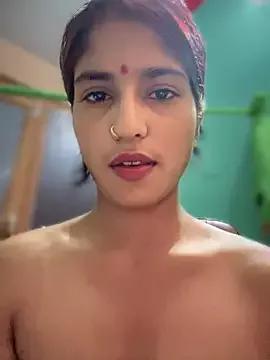 DiyAsingHh from StripChat is Freechat