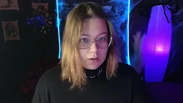 DjennaPalme from StripChat is Freechat