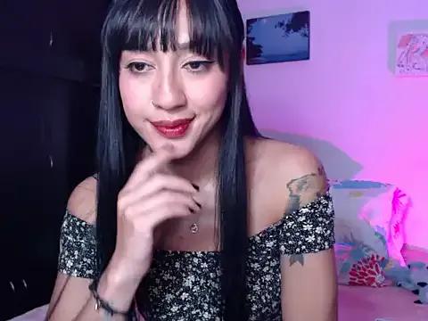 Dolce_working from StripChat is Freechat