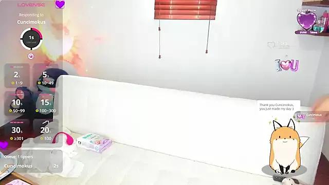 doll-Bysnow from StripChat