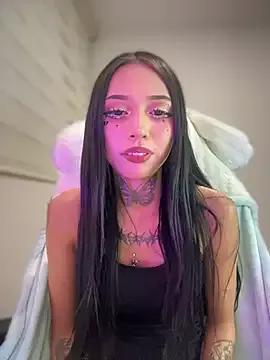 DOLL_ANDY from StripChat