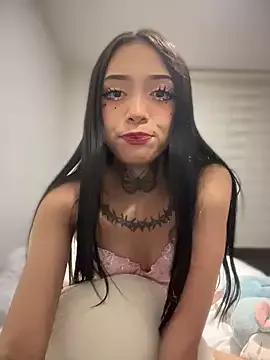 DOLL_ANDY from StripChat