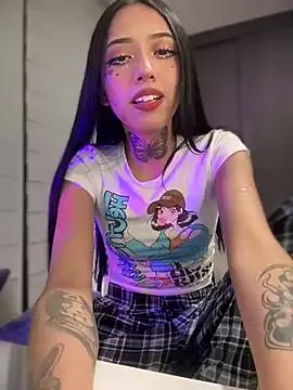 DOLL_ANDY from StripChat