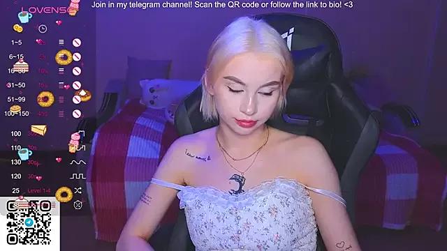 doll_barbieee from StripChat