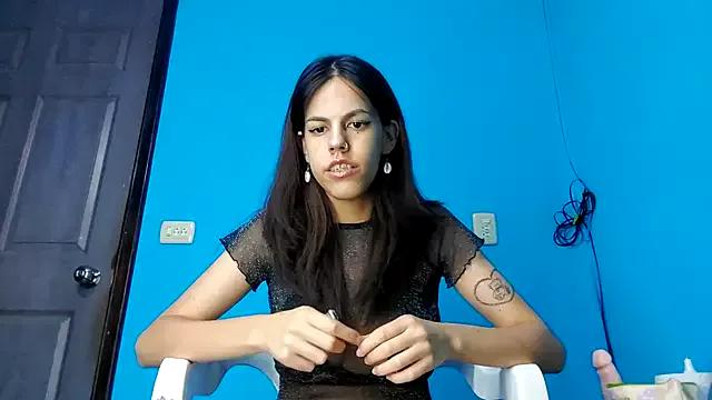 DollMiaaa from StripChat is Freechat