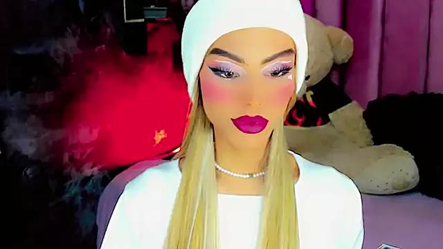 dollswit01 from StripChat