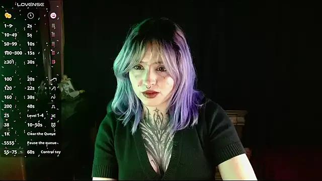 Dolly_miauwis from StripChat