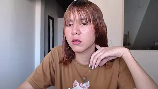 Dolly_Peach_ from StripChat is Freechat