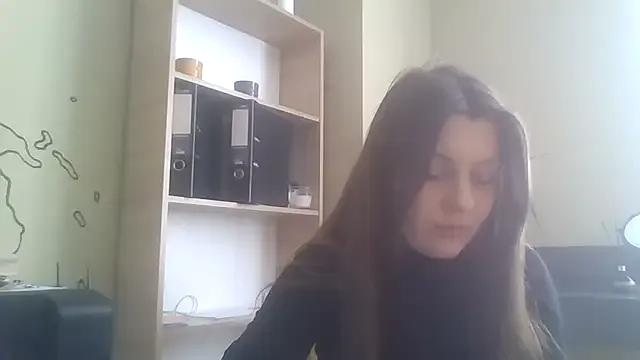 DollyRoma from StripChat is Freechat