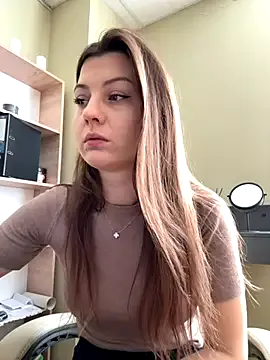 DollyRoma from StripChat is Freechat