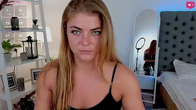 Donna_Sun from StripChat