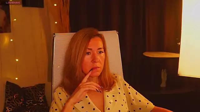 DonnaSmitth from StripChat