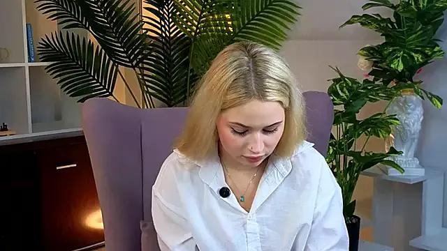 DoraButters from StripChat is Freechat