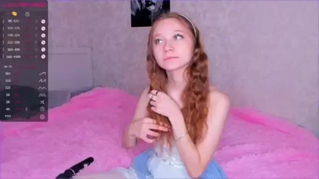 DoroteMarcau from StripChat