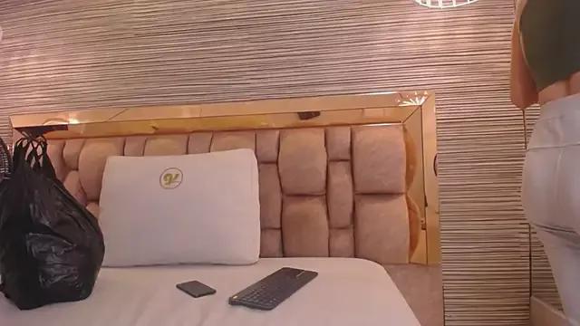 dorothy_vegga from StripChat