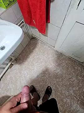 Doryan81 from StripChat is Freechat