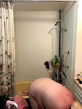 Dr_reneexoxo from StripChat