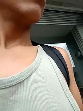 Drake_josh from StripChat is Freechat