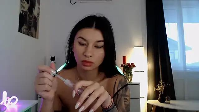 Try our streaming cams variety and talk on a personal level with our adorable girls streamers, showing off their bountiful shapes and dildos.