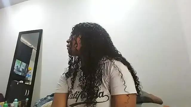 Dreambody- from StripChat is Freechat