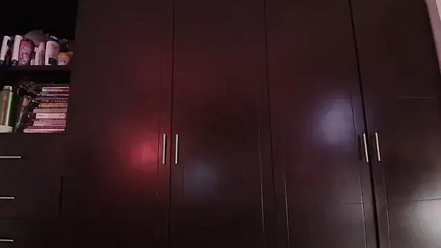 DreamGirl18 from StripChat is Freechat