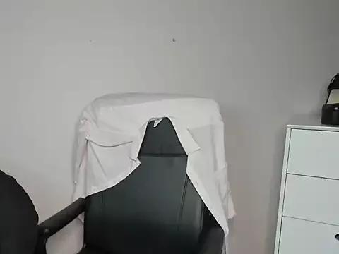 dreamPIA from StripChat is Freechat